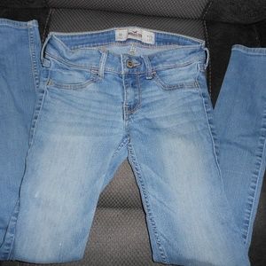 Hollister jeans Size 0S    W24 L27